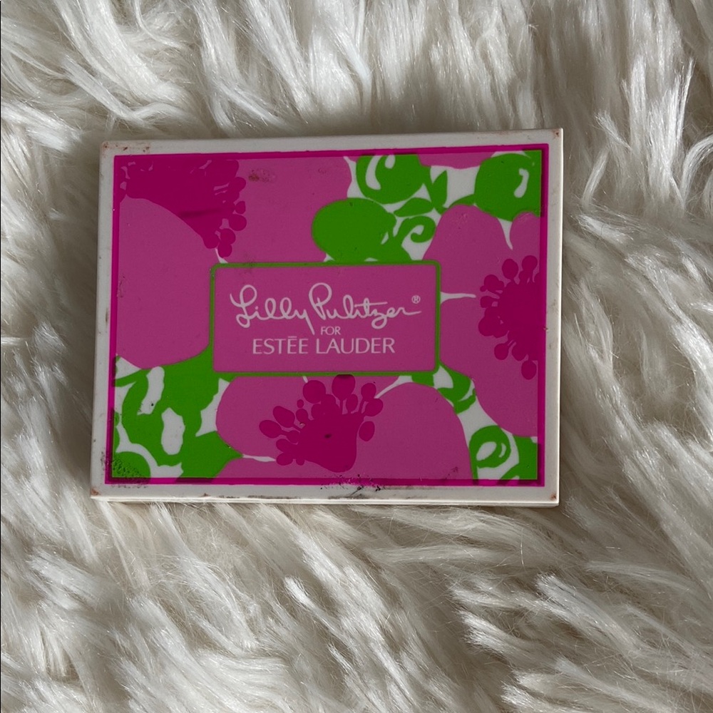 Lilly Pulitzer Estée Lauder Eye Shadow Pink and Green Palette NEW!